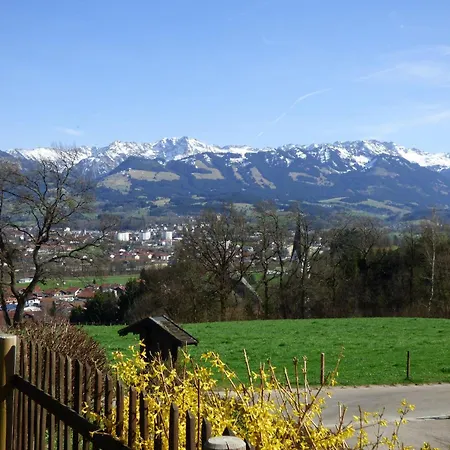 Kuehberg Mit Schoenstem Panoramablick بلايتشاخ